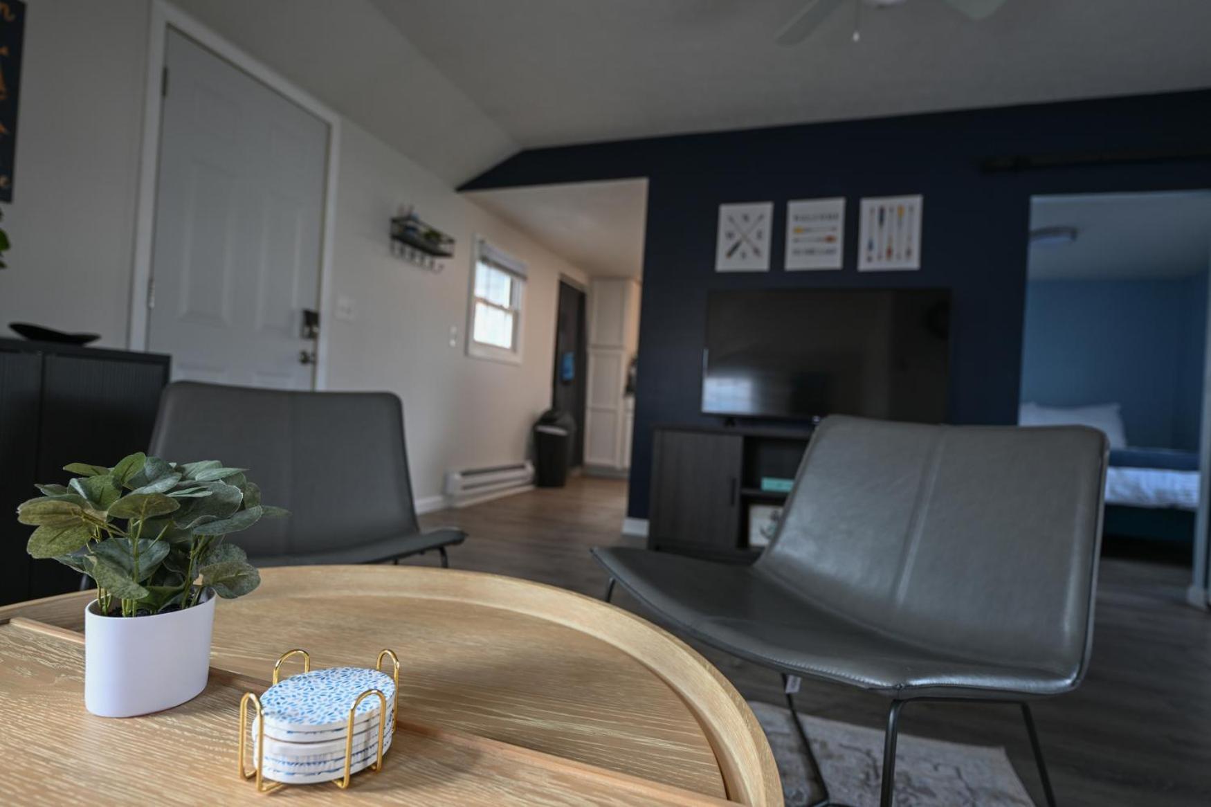Recharge And Reconnect Your Cozy Vermilion Nest Exterior photo