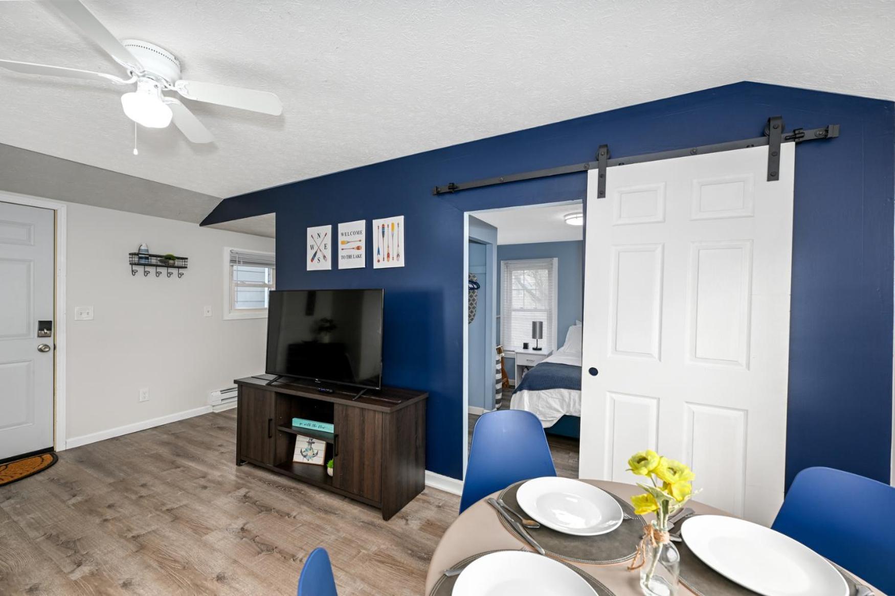 Recharge And Reconnect Your Cozy Vermilion Nest Exterior photo